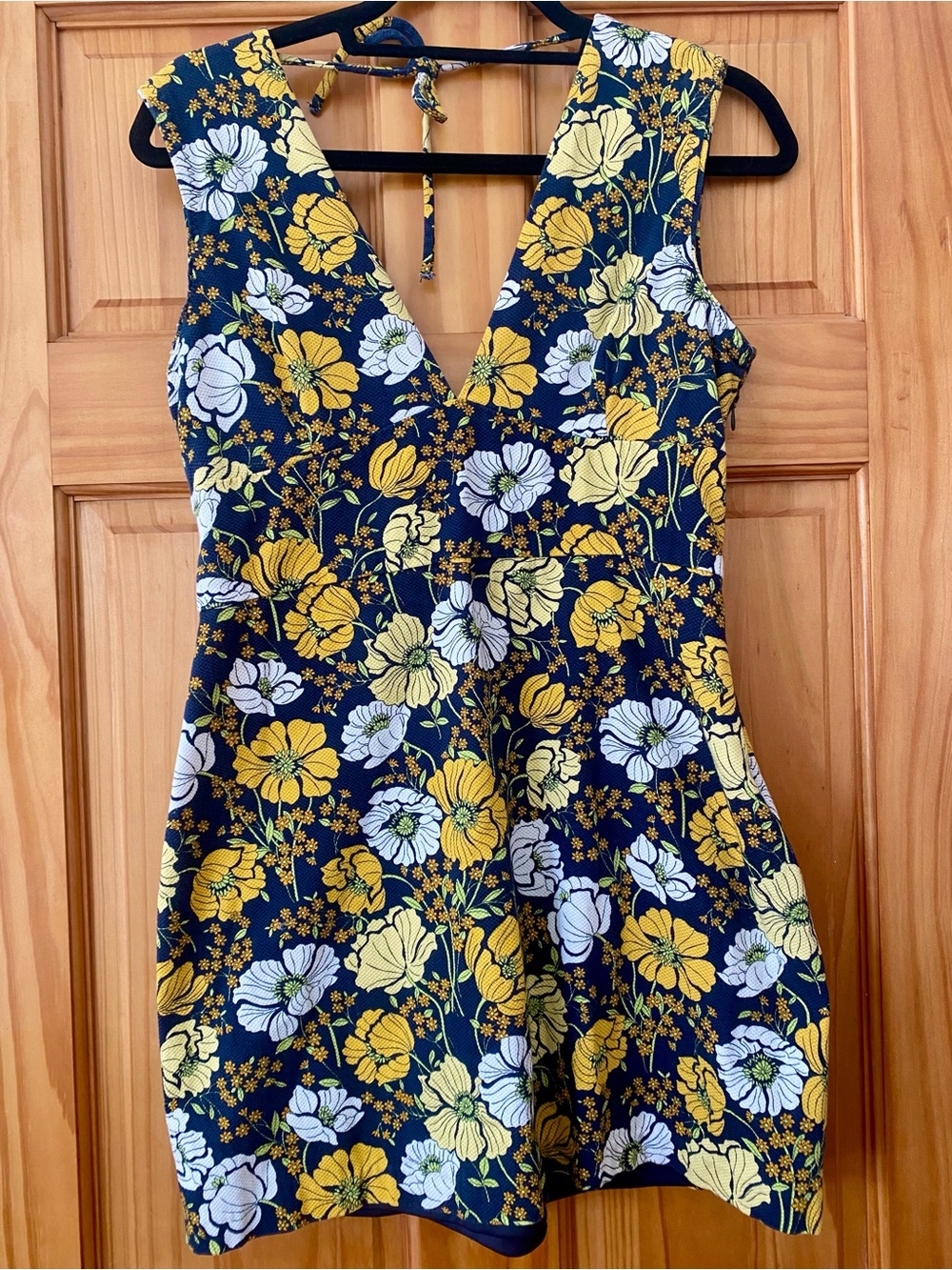 Zara Trafaluc Floral Jacquard Mini Dress Open Back Size L Runs Small